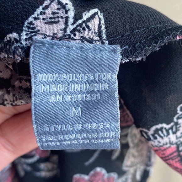 VGT Charlotte Russ Floral Intimates/Sleepwear and Cover-Up M Black - Picture 5 of 8